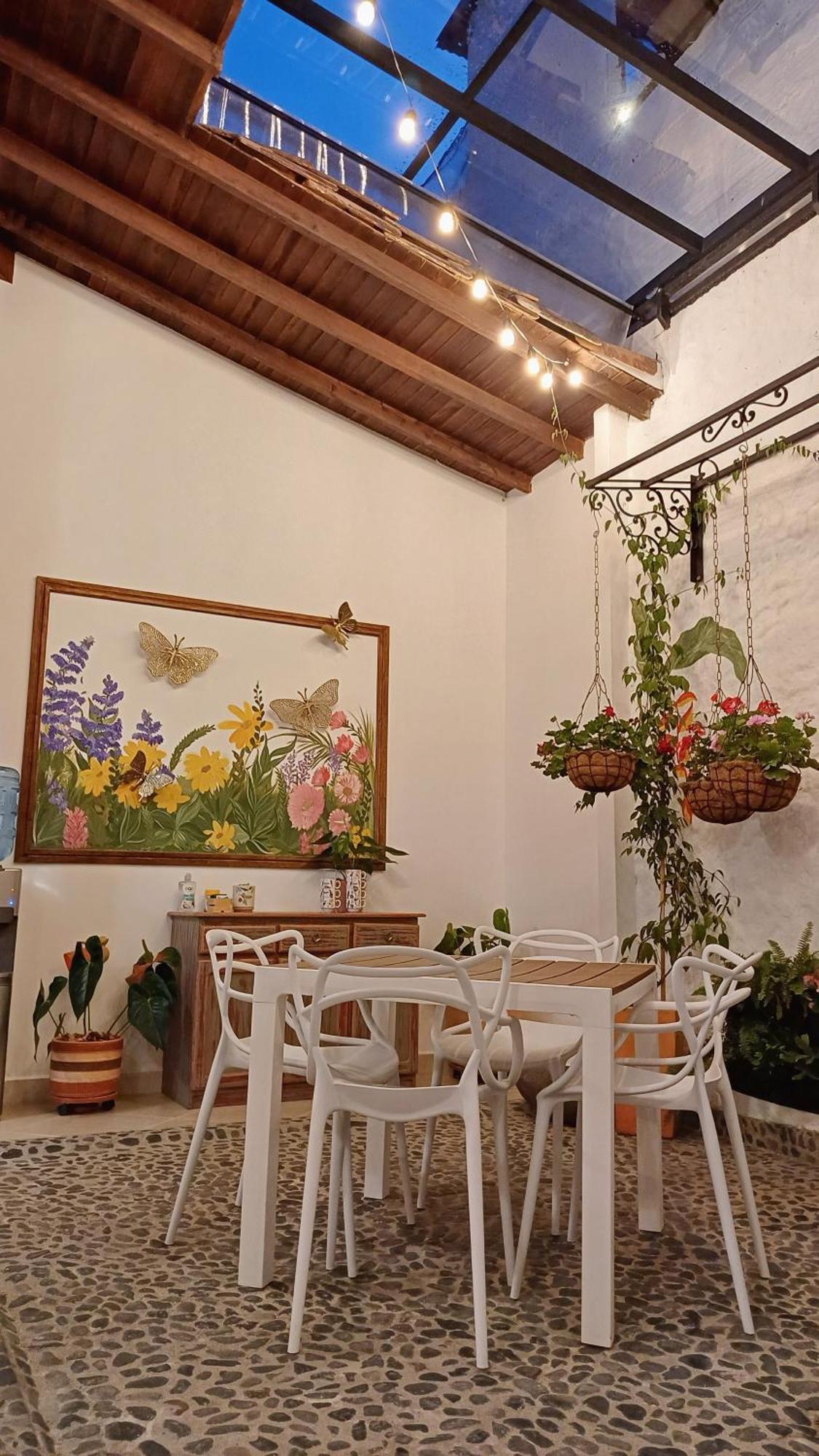 Volarte Hostal Jardin Bagian luar foto