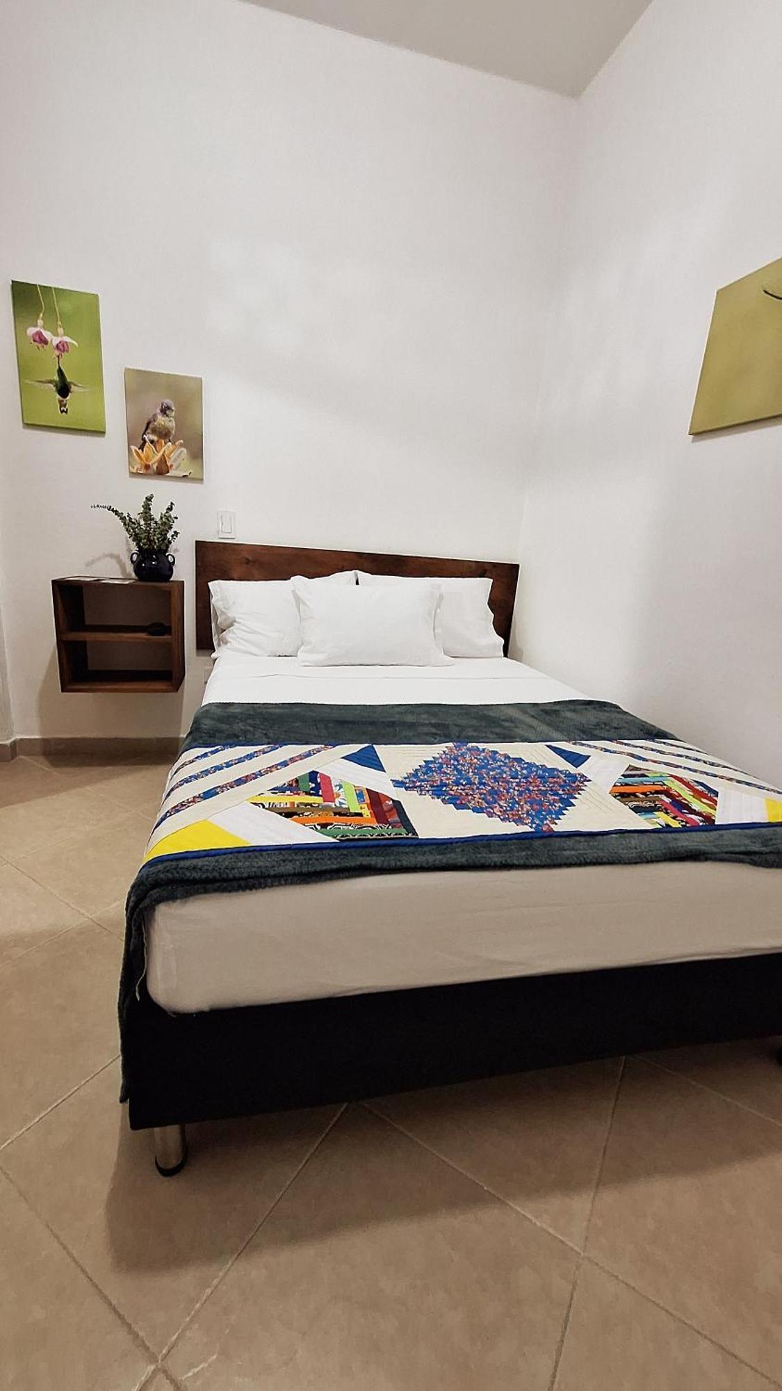 Volarte Hostal Jardin Bagian luar foto